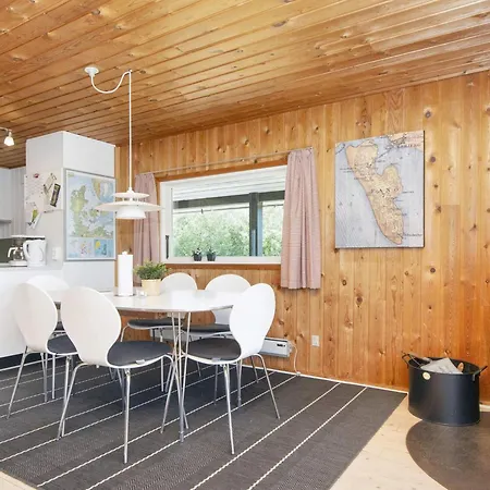 Дом отдыха Cozy Sauna House With Bbq - By Traum *